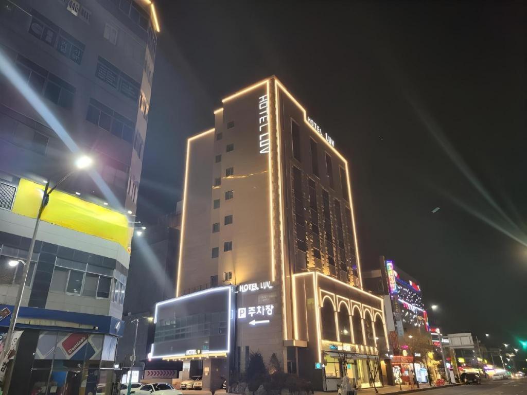 บิสซิเนส ดีไซน์ โฮเต็ล แอลยูวี Motel อินชอน ภายนอก รูปภาพ
