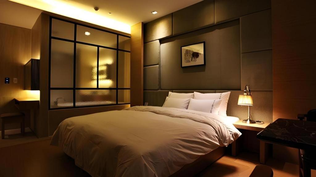 บิสซิเนส ดีไซน์ โฮเต็ล แอลยูวี Motel อินชอน ภายนอก รูปภาพ
