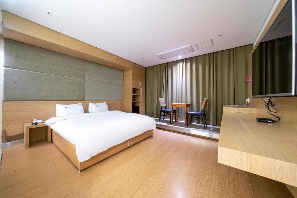 บิสซิเนส ดีไซน์ โฮเต็ล แอลยูวี Motel อินชอน ภายนอก รูปภาพ