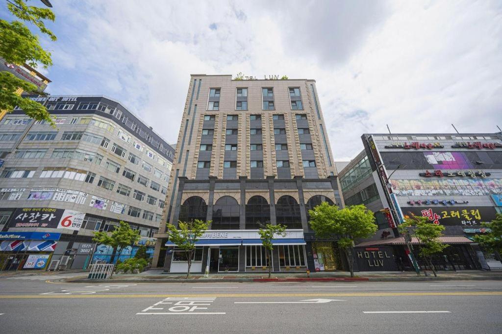 บิสซิเนส ดีไซน์ โฮเต็ล แอลยูวี Motel อินชอน ภายนอก รูปภาพ