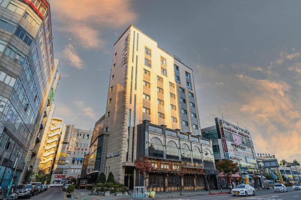 บิสซิเนส ดีไซน์ โฮเต็ล แอลยูวี Motel อินชอน ภายนอก รูปภาพ