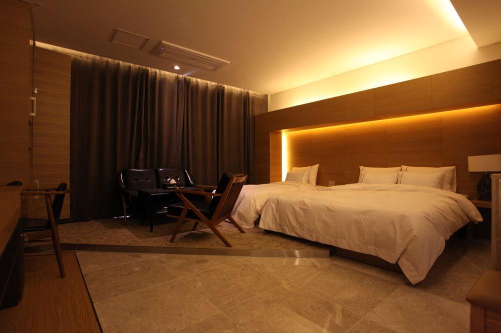 บิสซิเนส ดีไซน์ โฮเต็ล แอลยูวี Motel อินชอน ภายนอก รูปภาพ
